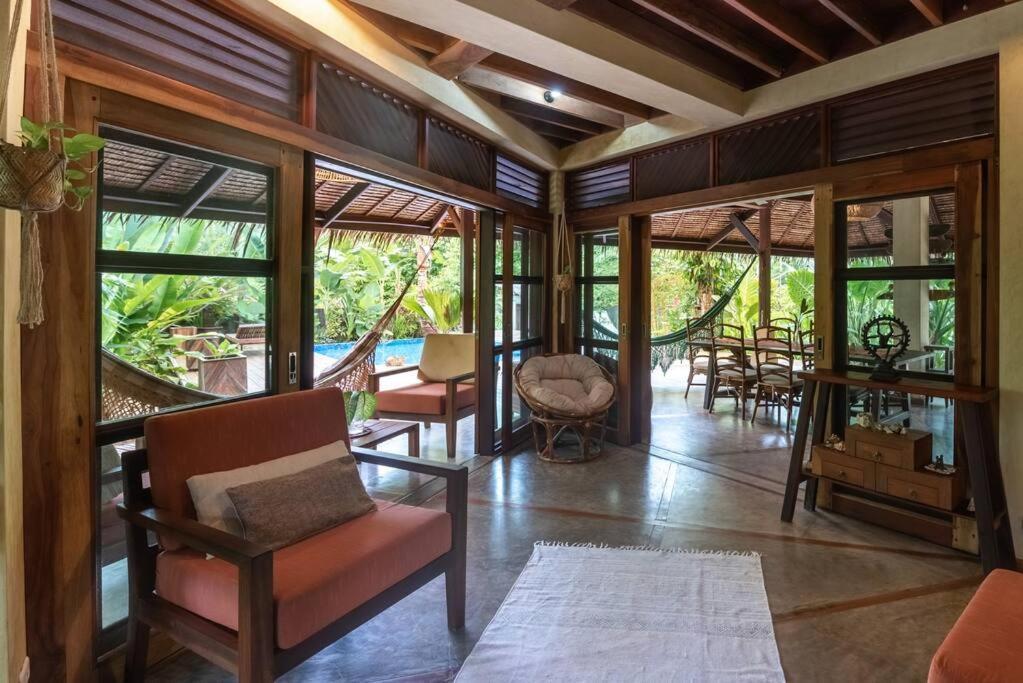 Alaia Hideaway Villa General Luna  Luaran gambar