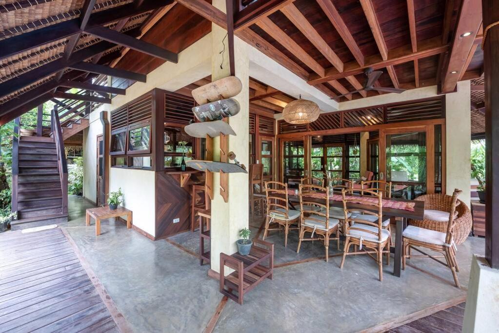 Alaia Hideaway Villa General Luna  Luaran gambar