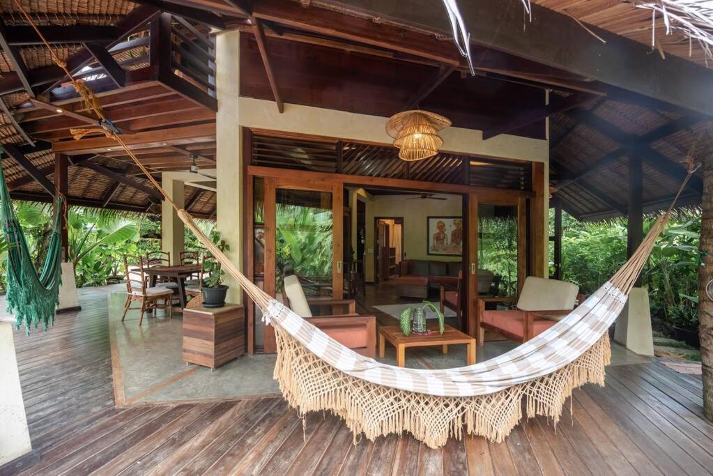 Alaia Hideaway Villa General Luna  Luaran gambar